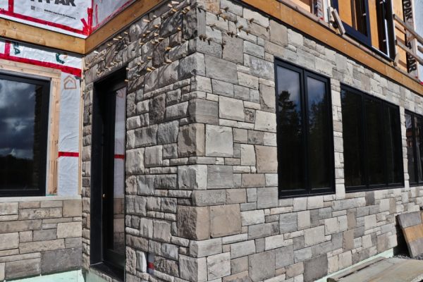 Valley Estate Series: Niagra Valley - Image 2