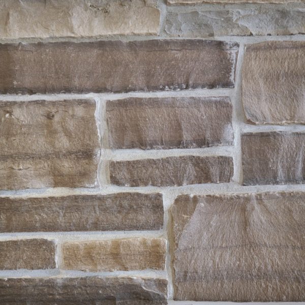 Rustic Natural Bedstone: Rustic Wilderness Brown