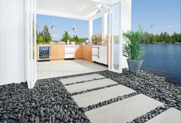 1-2" Black Polished Pebbles - Image 10