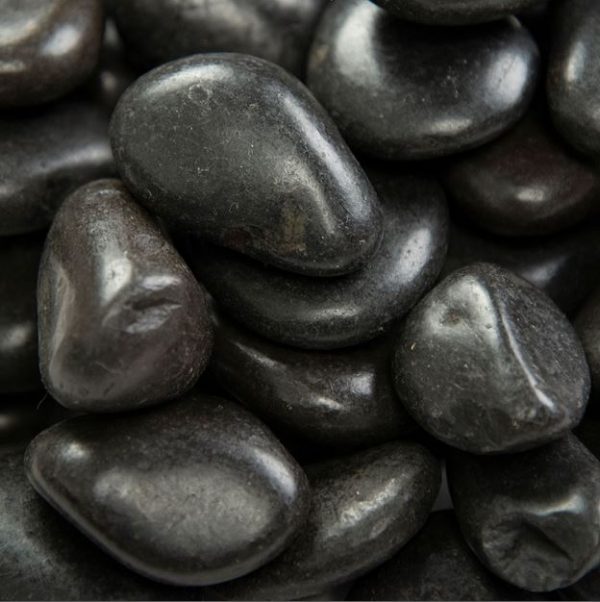 1-2" Black Polished Pebbles - Image 3